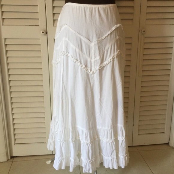 Free People Dresses & Skirts - Boho white maxi skirt